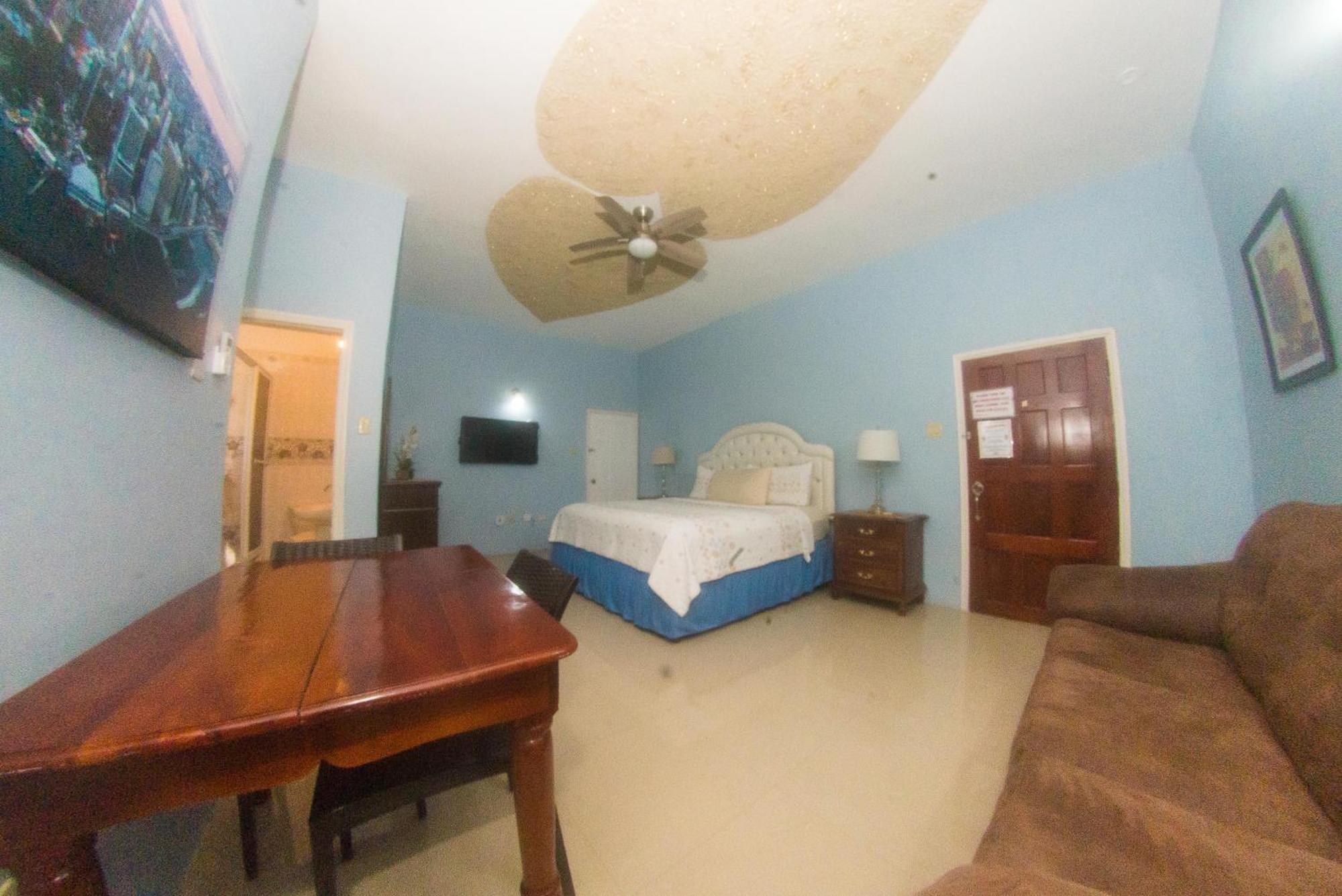 Guest house Dela De-rose Jamaica *