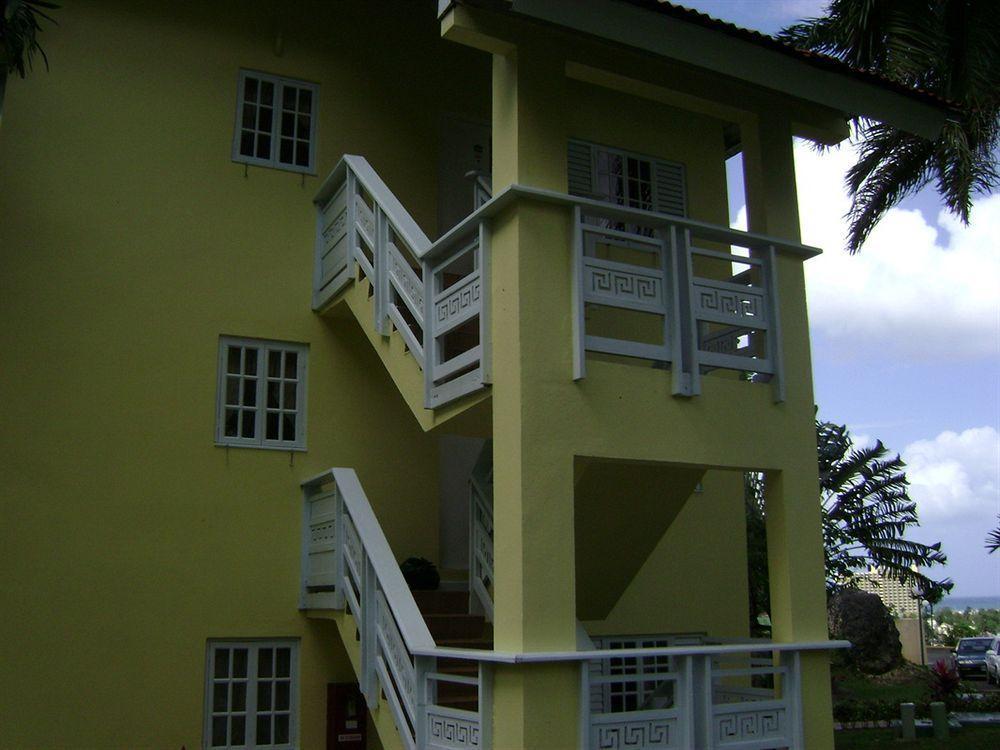 At The Ridge Apartahotel Ocho Ríos