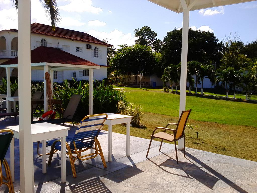 Executive Mammee Bay 3* Ocho Ríos