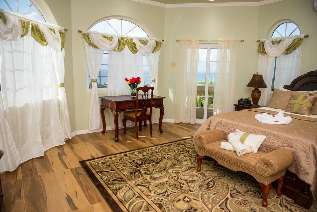 Villa Sweet - *