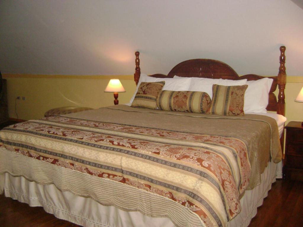 At The Ridge Apartahotel 3*