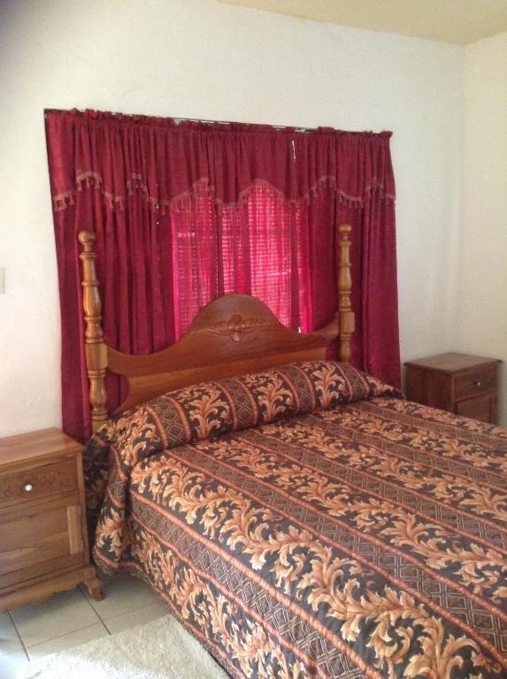 La Cage Hotel