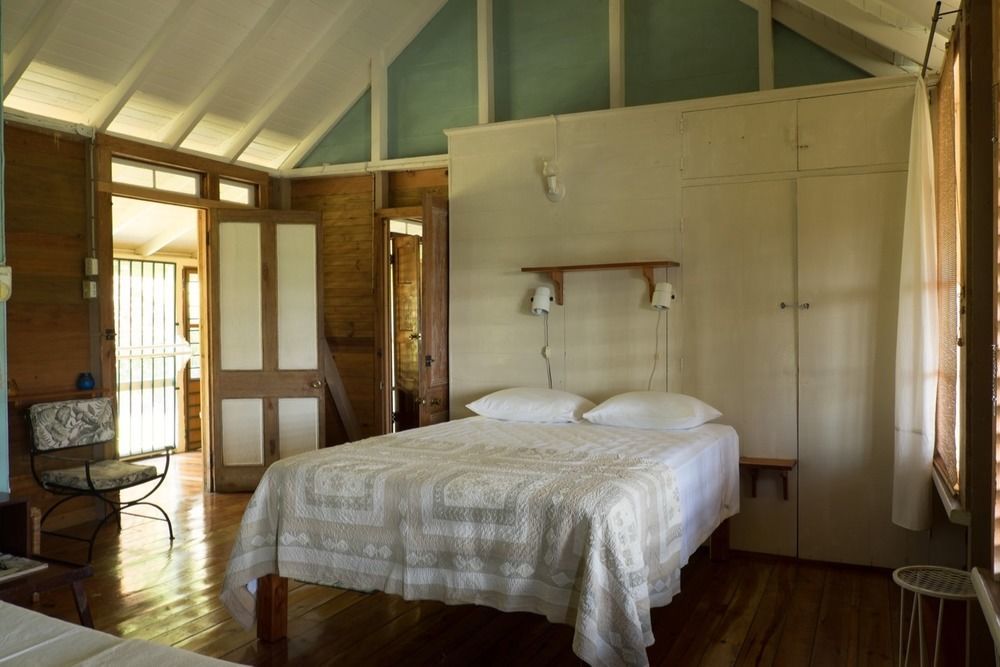 Retreat Plantation House Hotel Little Bay