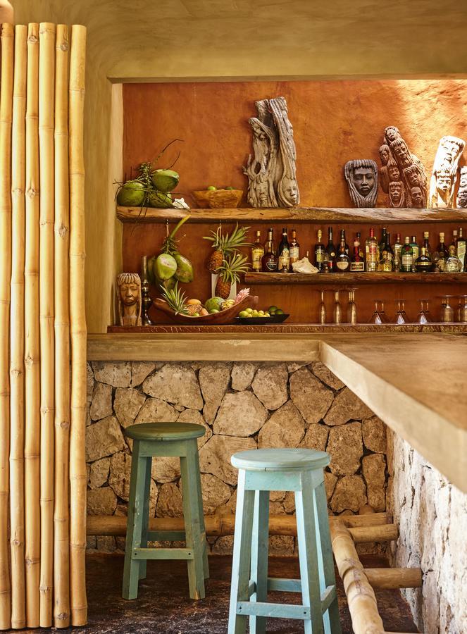 Goldeneye Hotel
