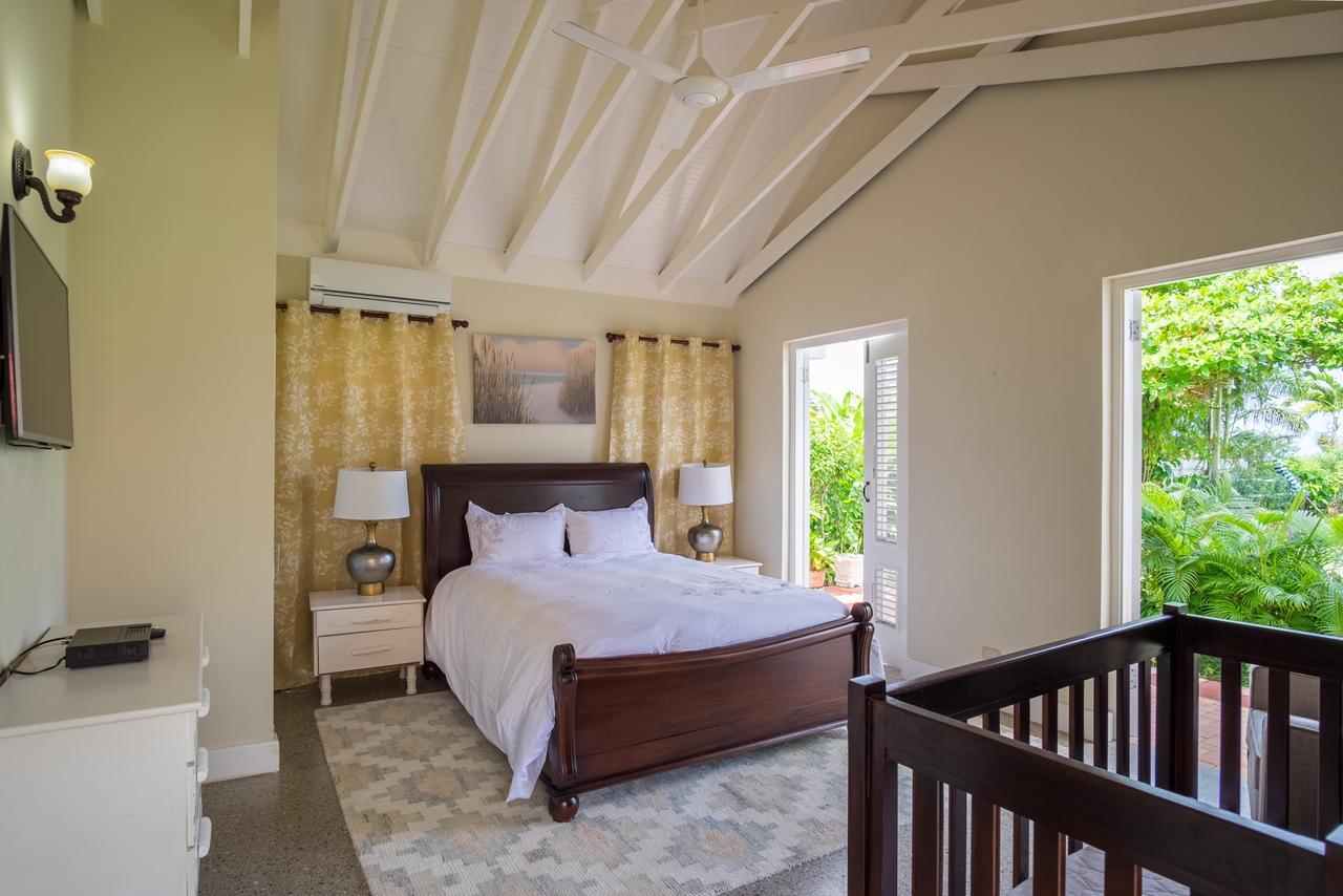 Villa Sunspot *