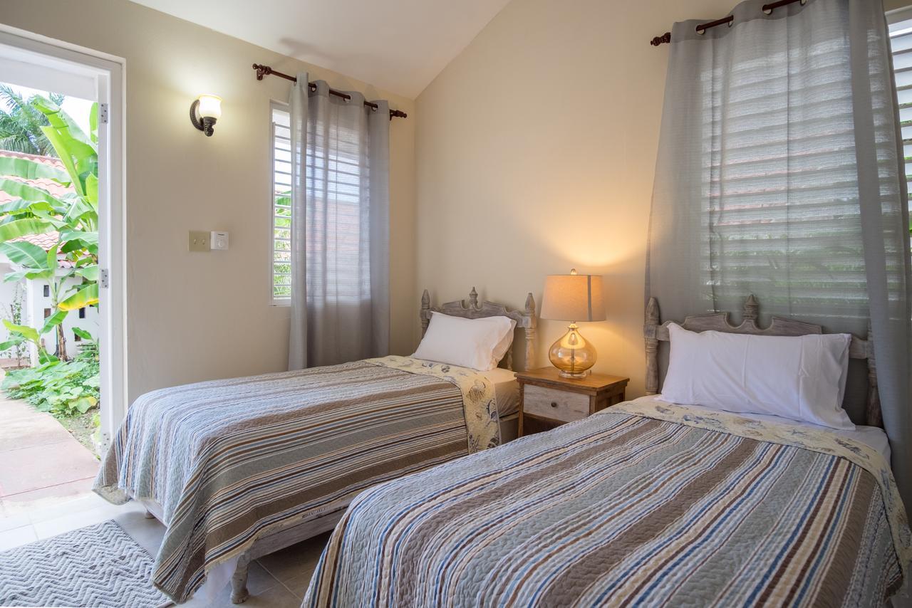 Villa Sunspot *