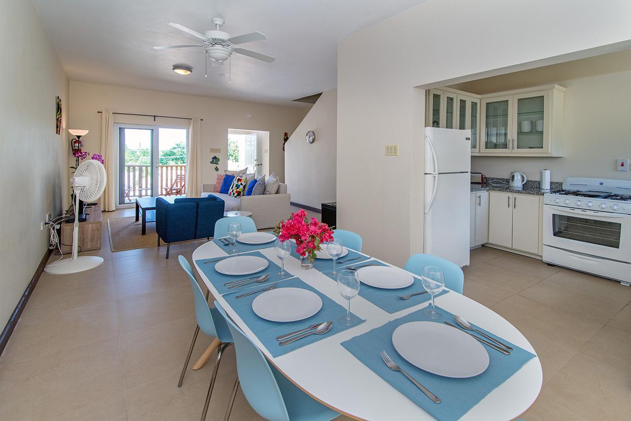Apartment Family Complex Beside W/pool #2 Montego Bay