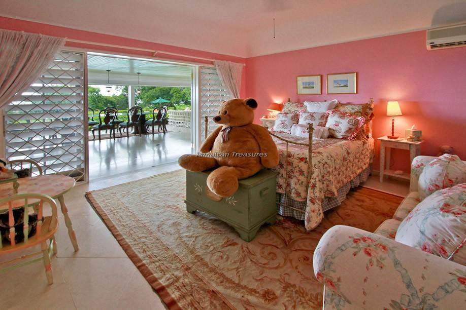 Sea Island Four Bedroom Villa *