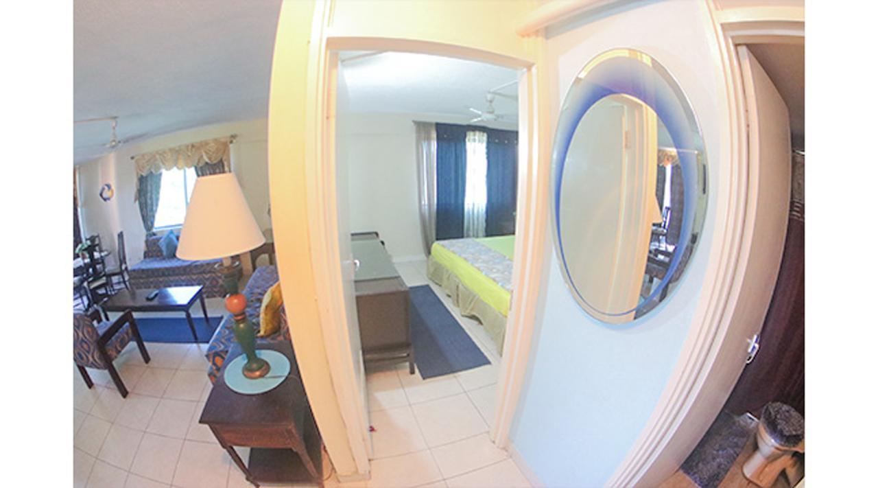 Sword Fish Suite@ Turtle Towers