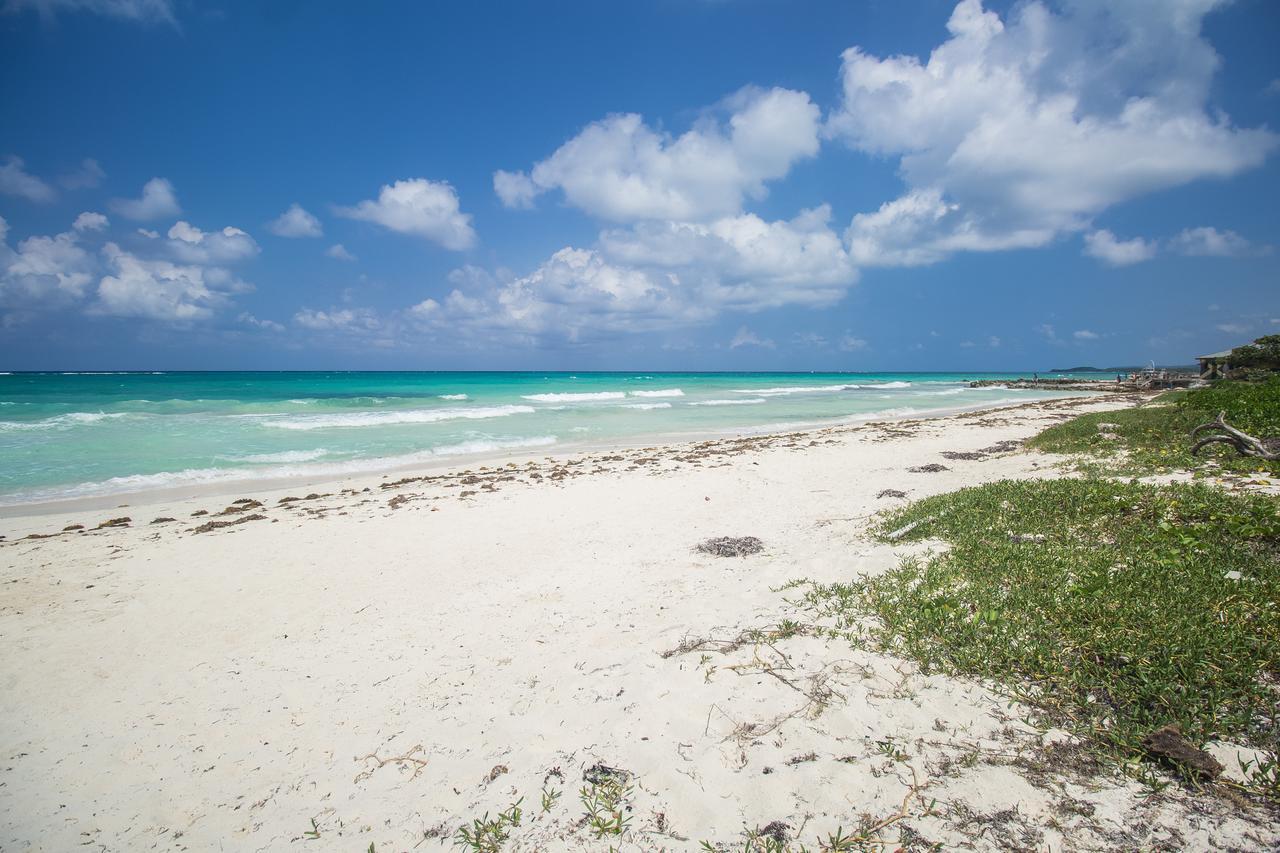 Island Breeze Villa Duncans