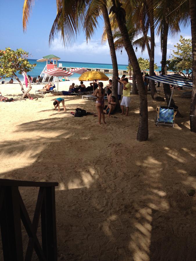 Club-delux Seaside Apartahotel