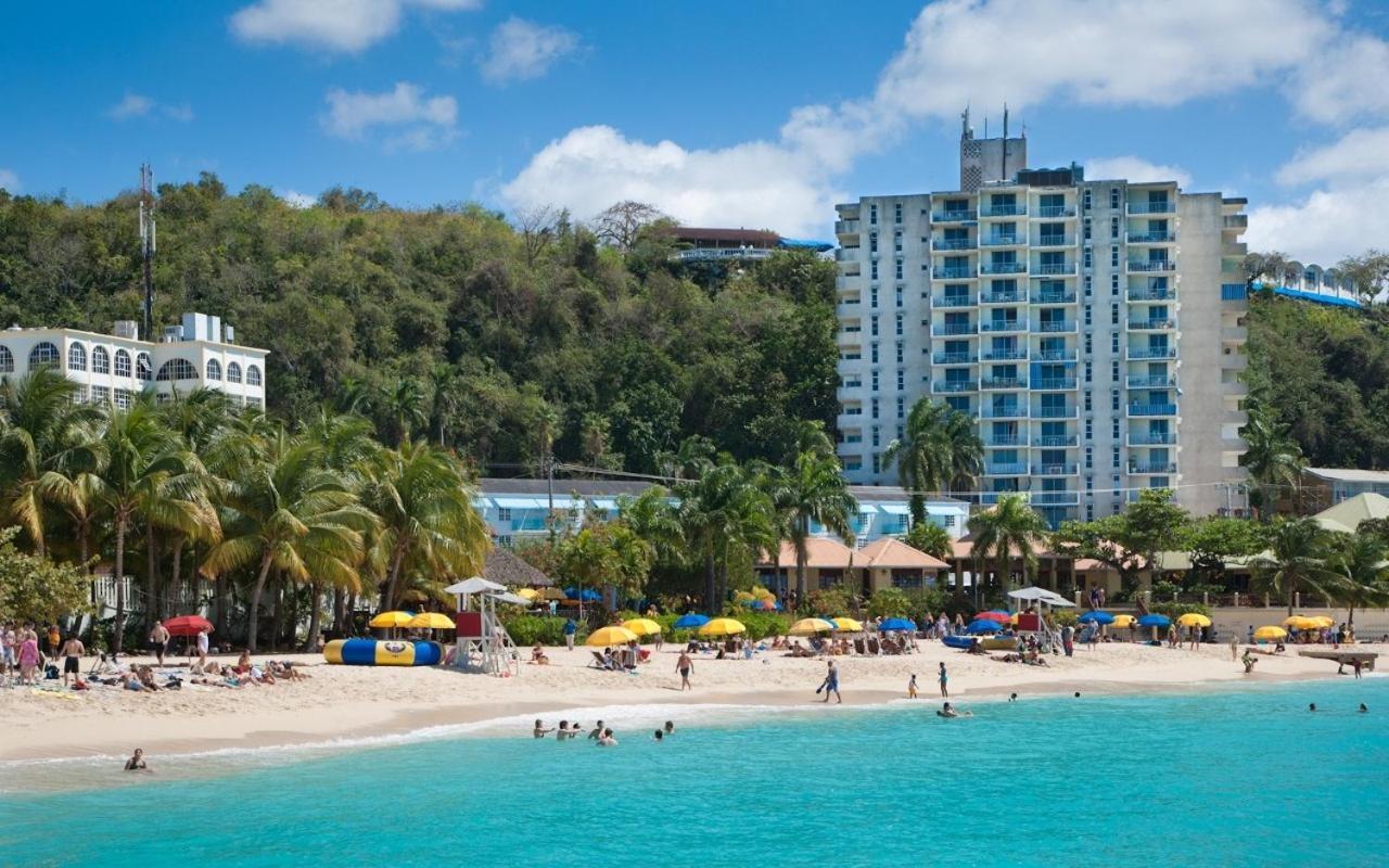 The Best Special @ World Famous Drs Cave Beach Apartamento *