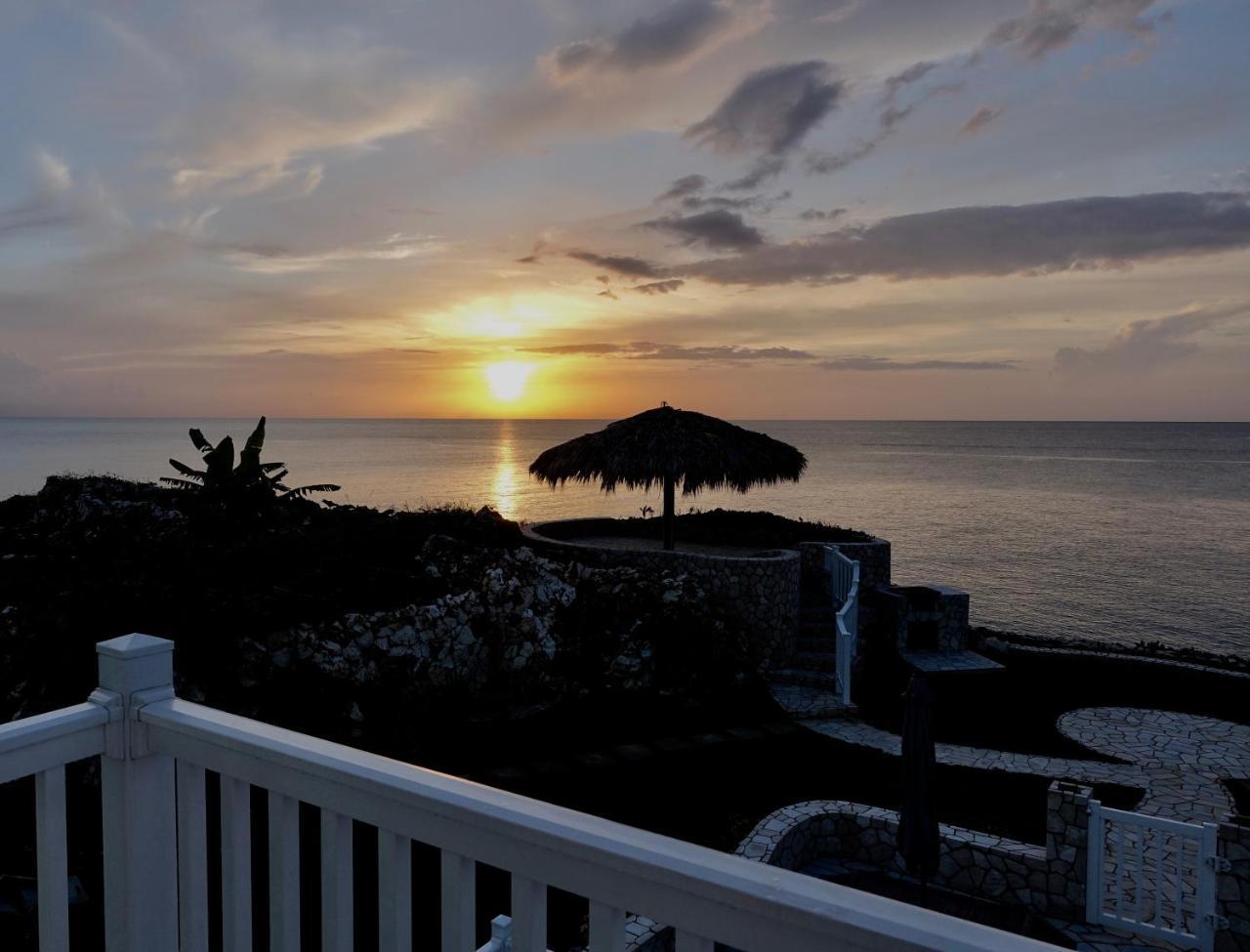 Holiday home Stunning Ocean View *