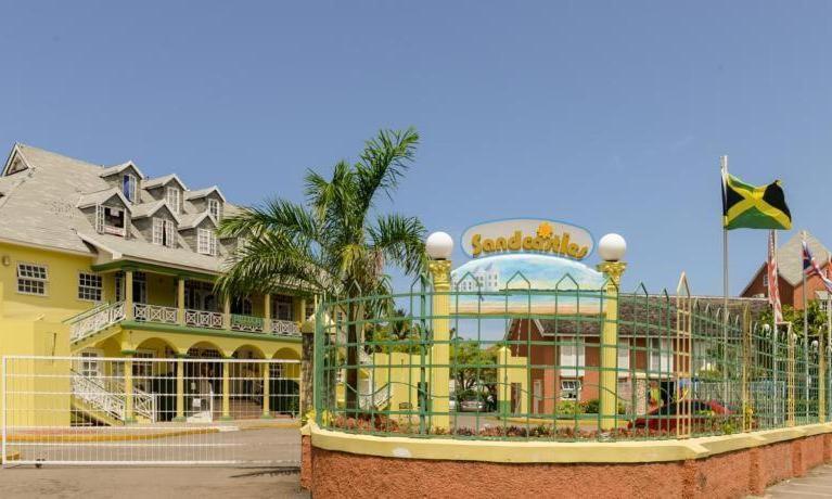 Rosi Ocean Hotel Ocho Ríos