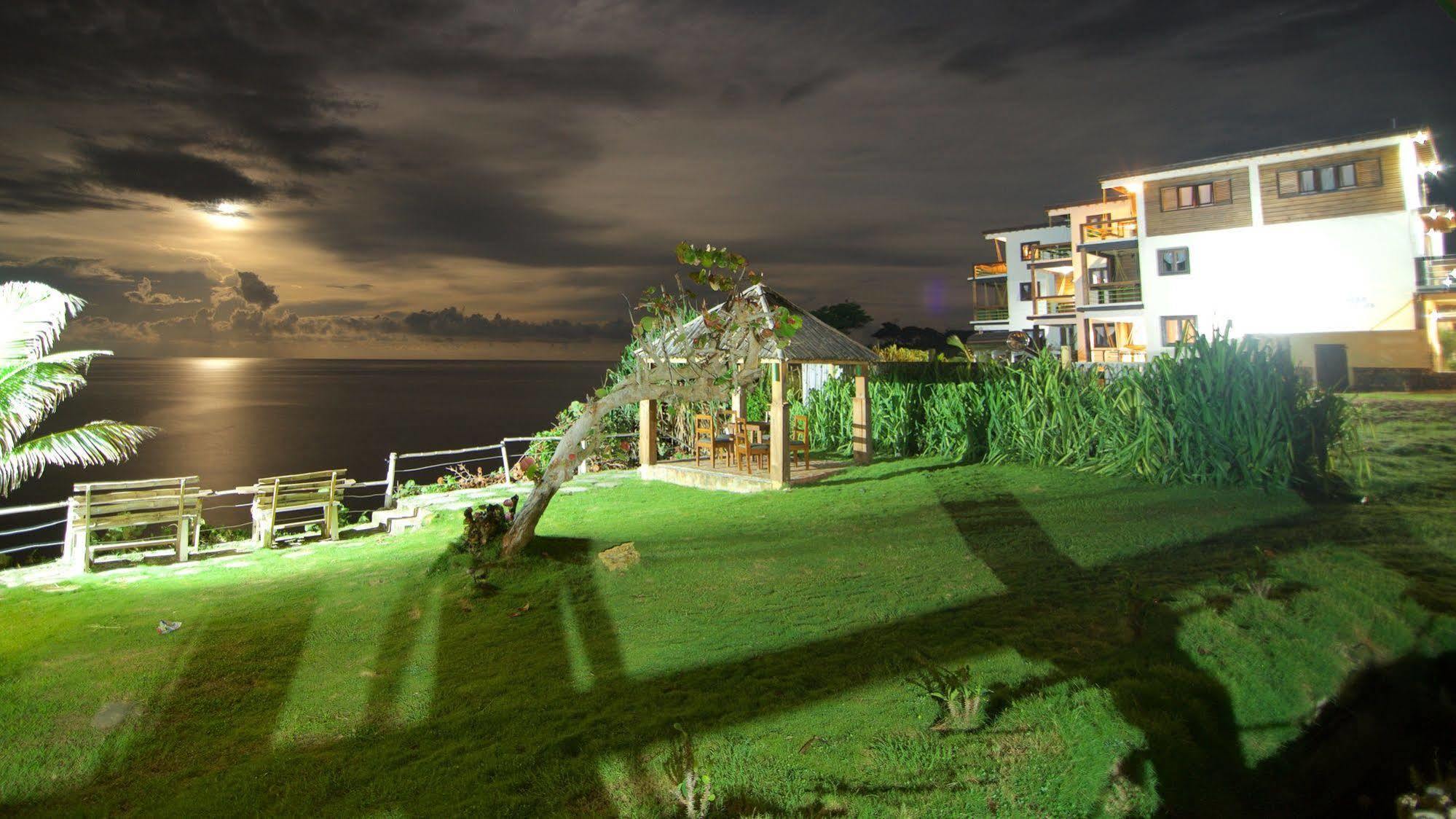 The Sea Cliff & Hotel Port Antonio