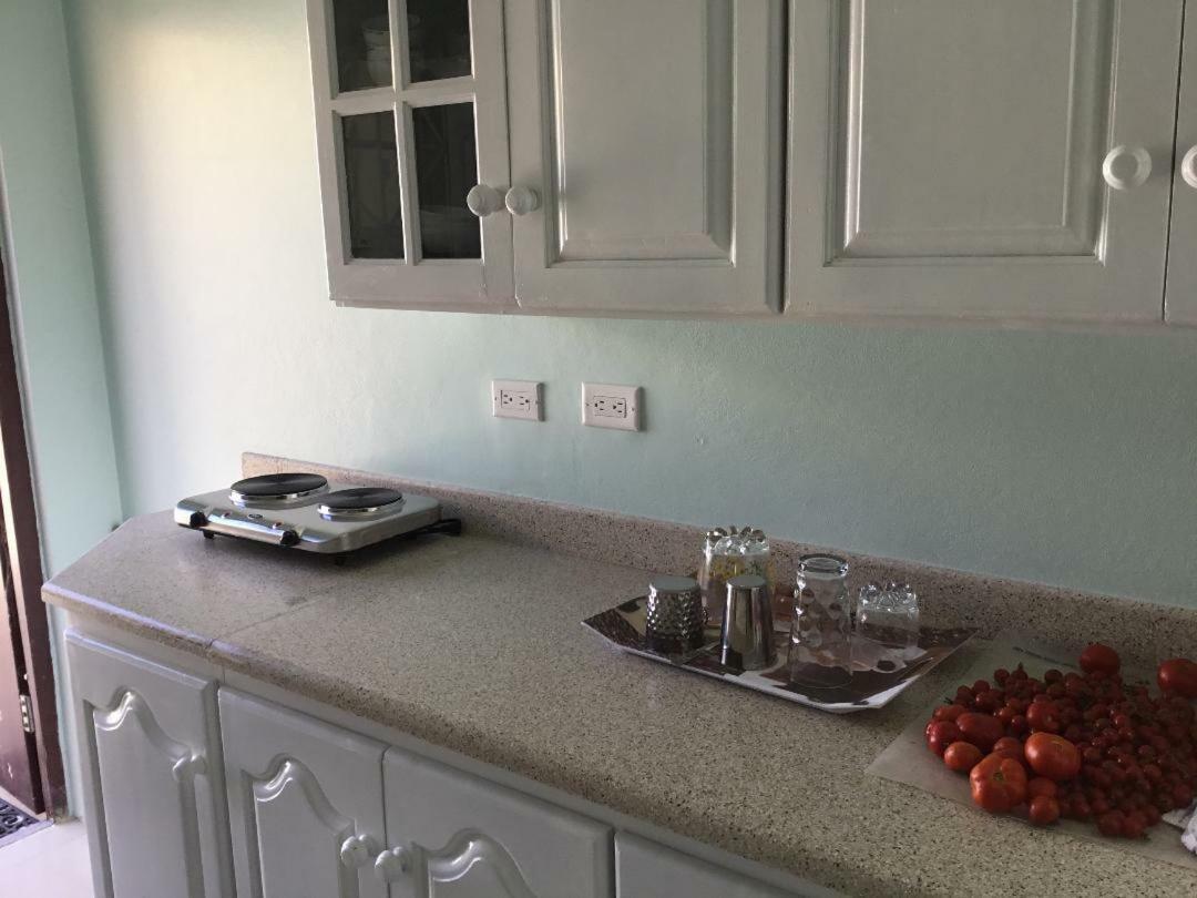 Guest house Cool Breeze Discovery Bay