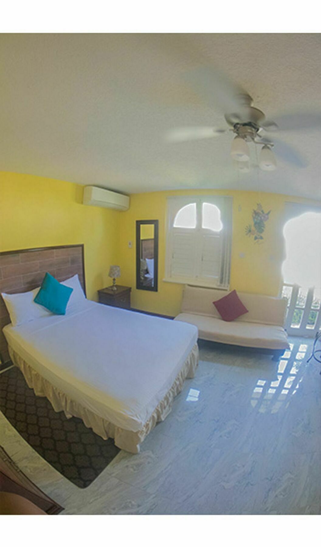 Apartment Conch Shell @ Sandcastles