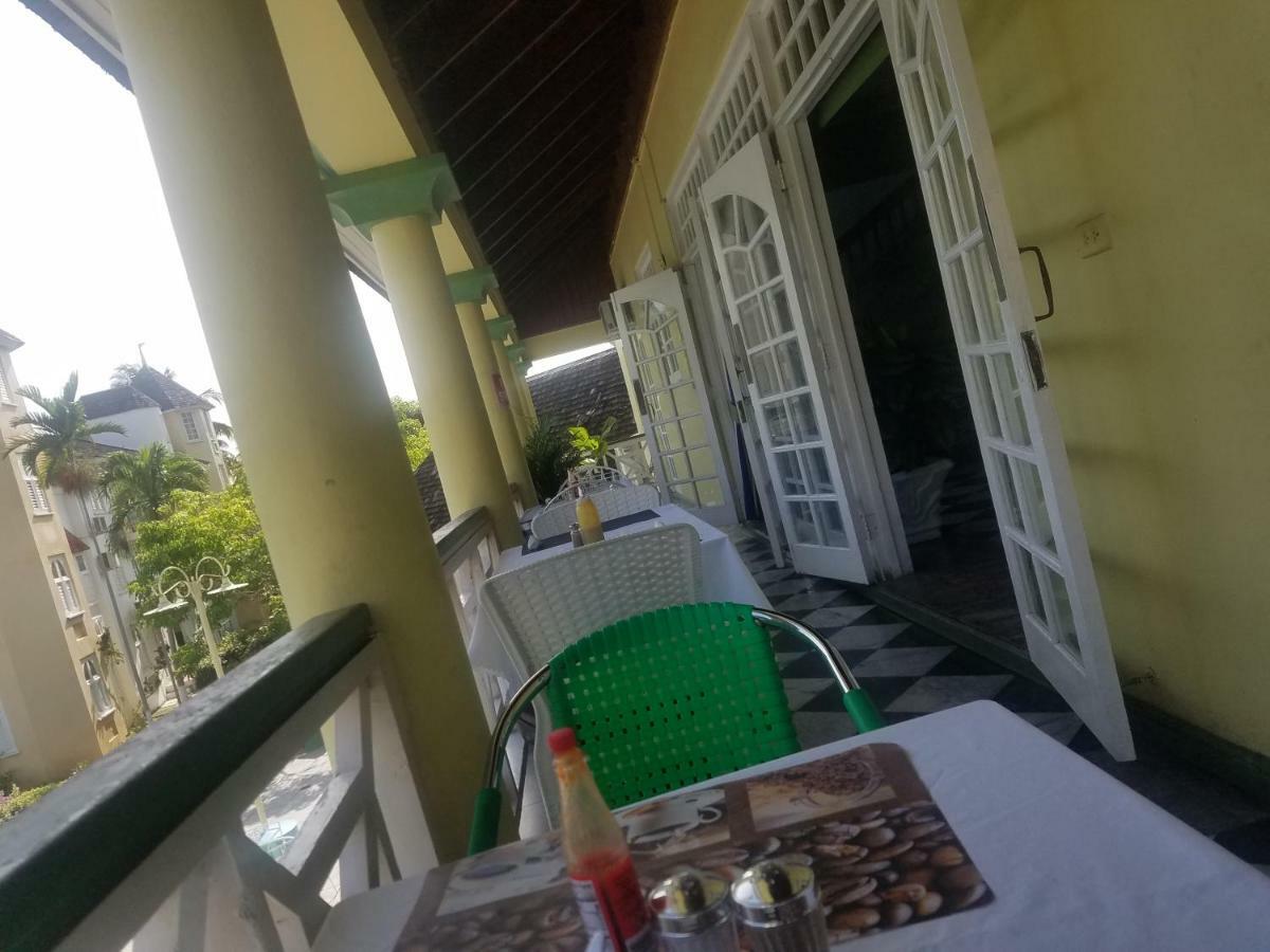 Rosi Ocean Hotel Ocho Ríos