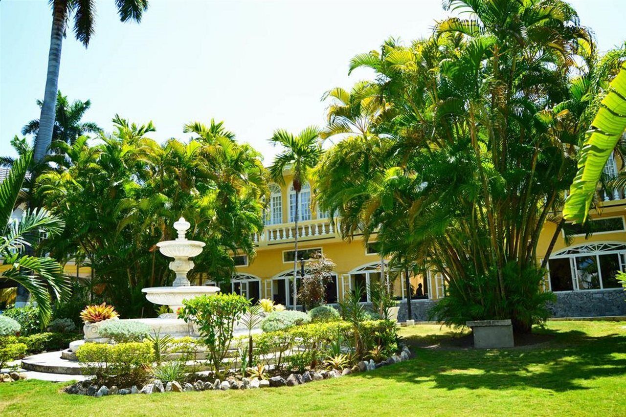 Seagarden Resort