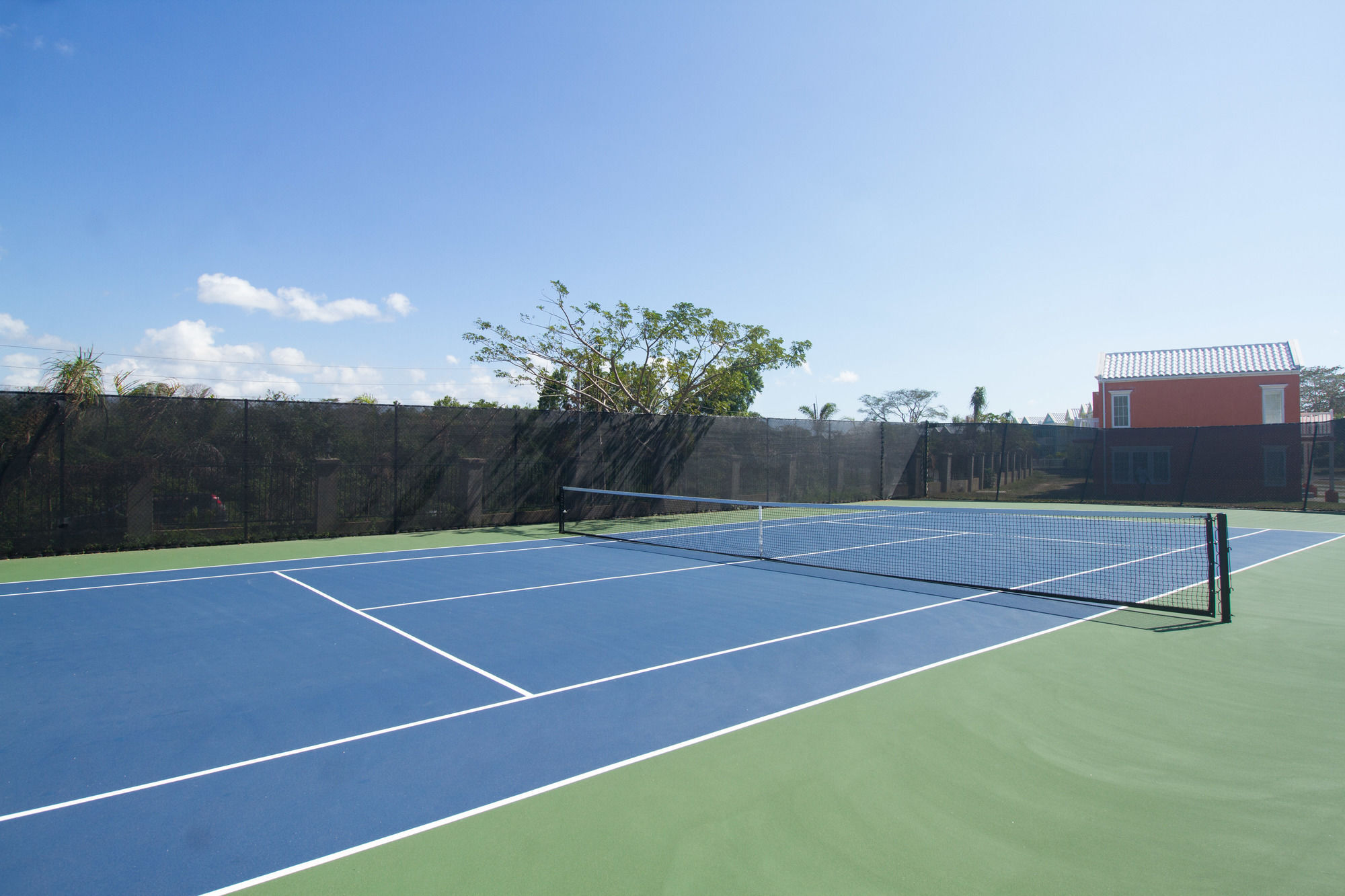 Resort Little Bay Country Club Complex Orange Bay