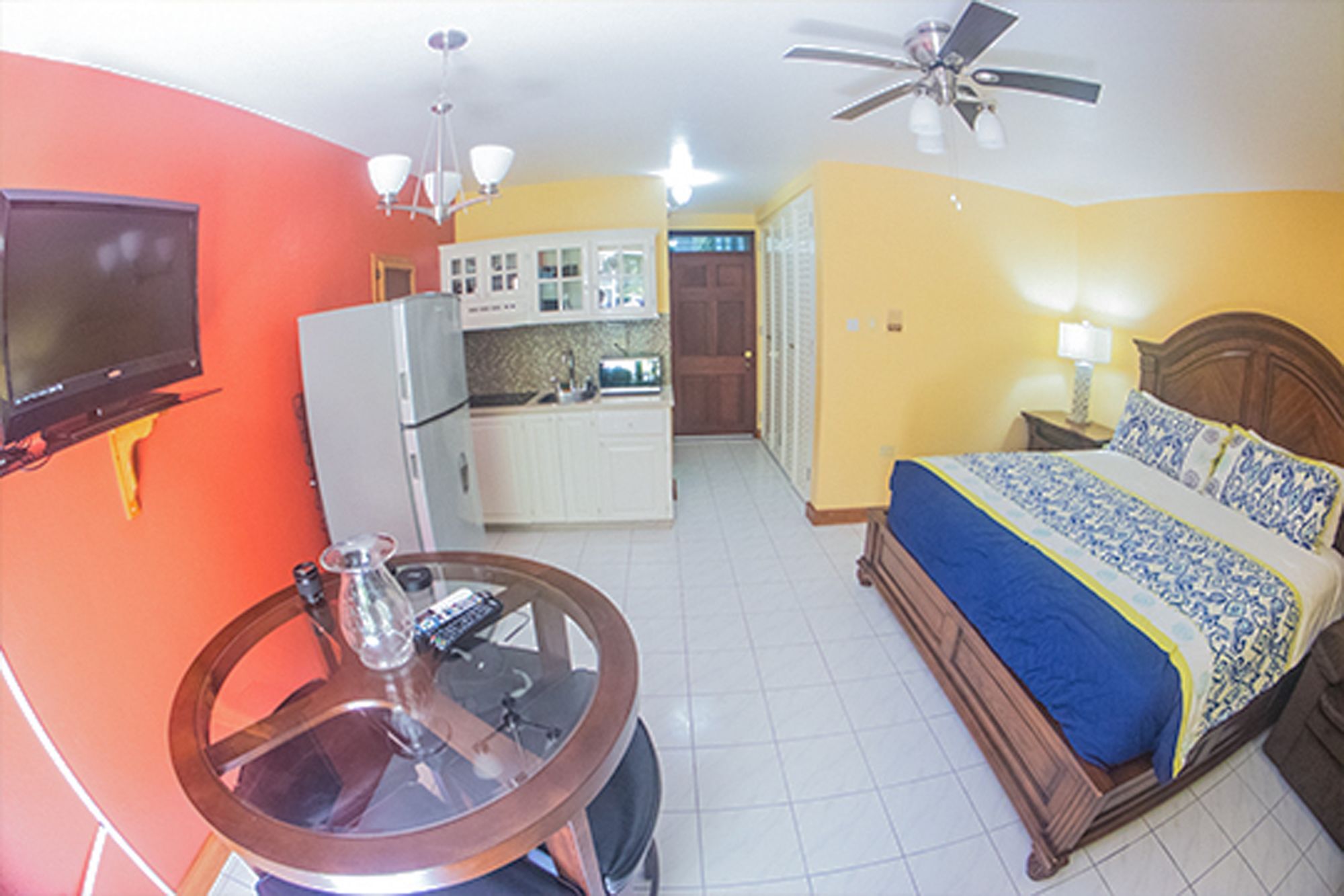 Sword Fish Suite@ Turtle Towers