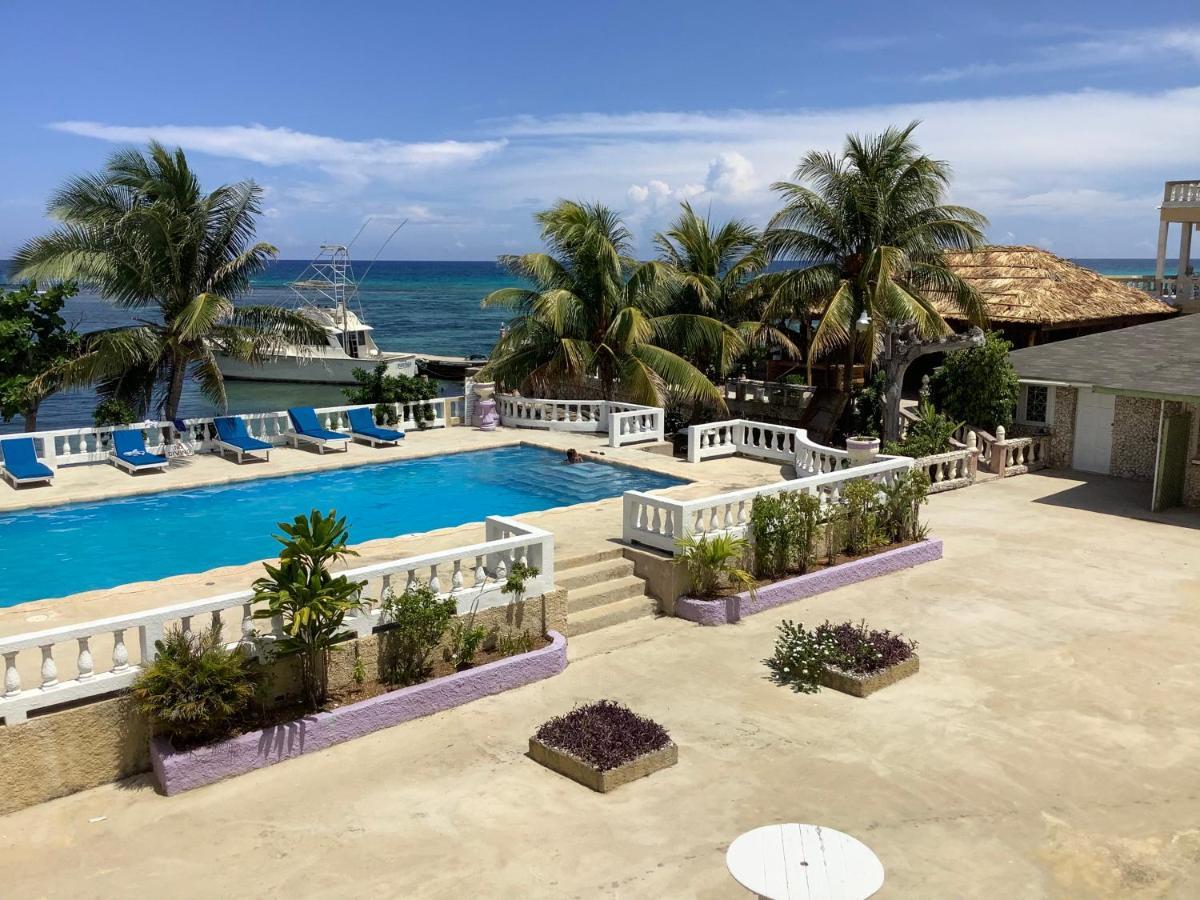 Cariblue & Scuba Montego Bay
