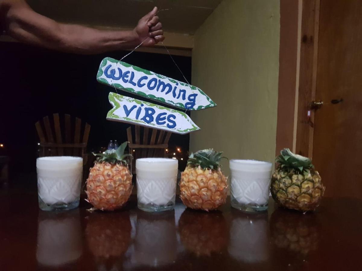 Welcoming Vibes * Treasure Beach