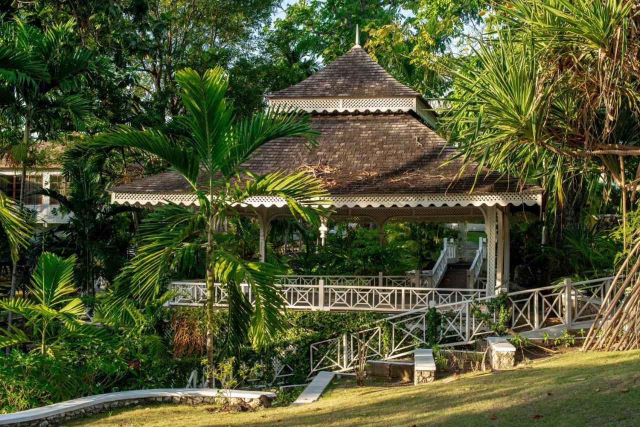 Hotel Hibiscus Ocho Rios