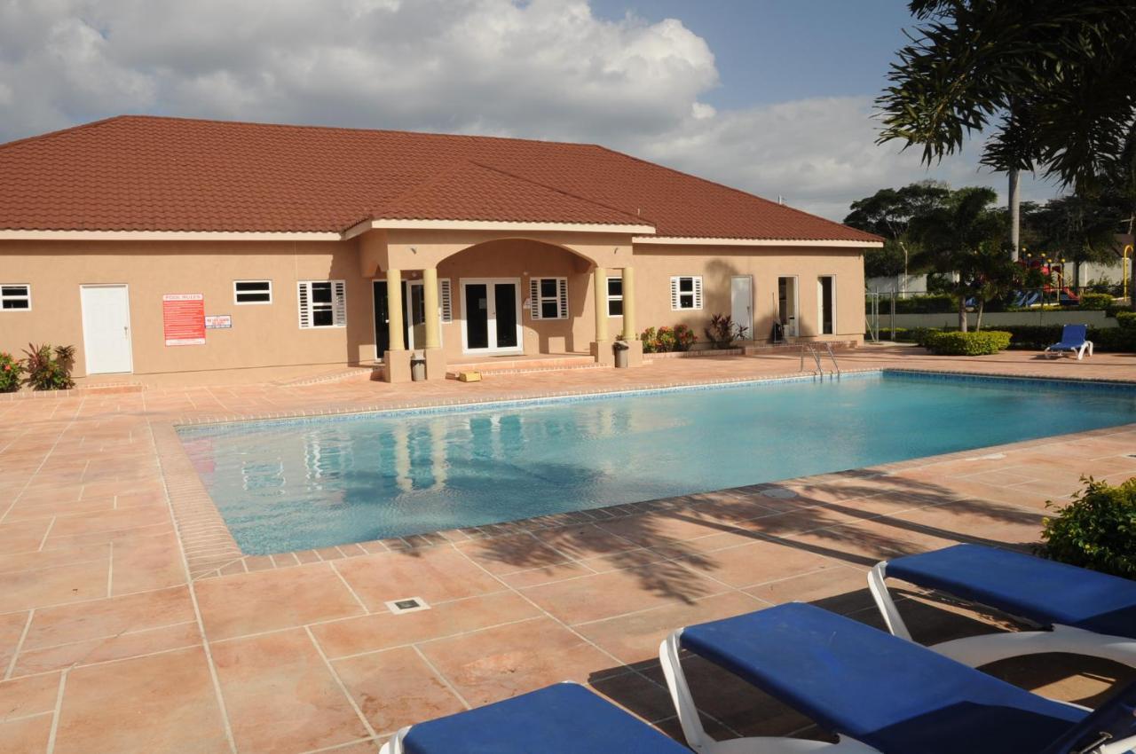 Holiday home - Drax Hall Country Club 2-bed Luxury *