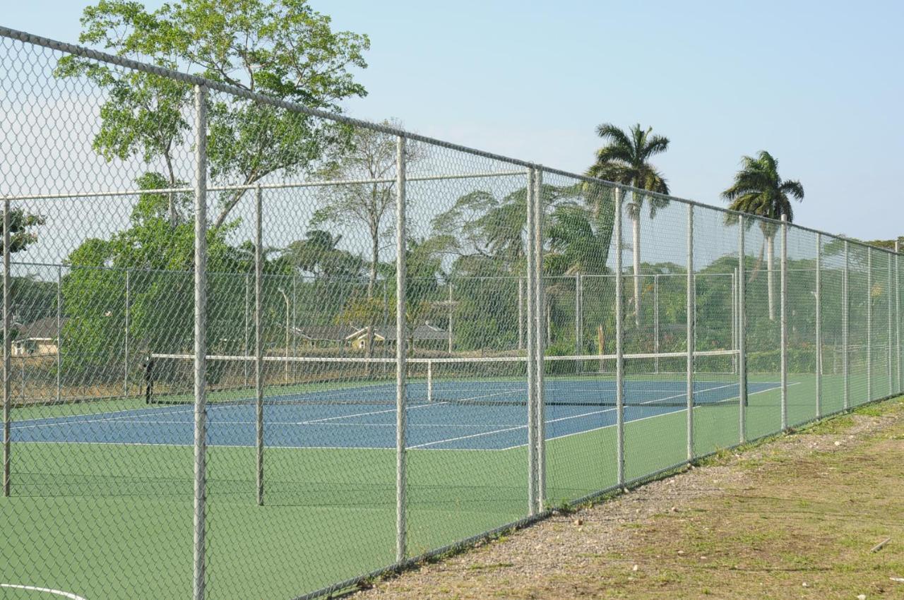 - Drax Hall Country Club 2-bed Luxury Ocho Rios