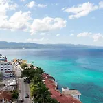 Starfish Studio @Montego Bay Club