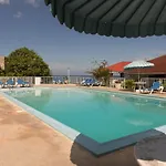 Montego Bay Club