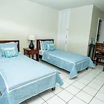 Welcome To Stunning Ocean Views At Studio 503
