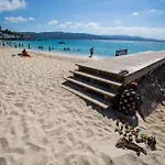 Cozy Studio - Nightlife Restaurant Shopping Beach