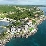 Santosha Whitehouse Jm - 10 Bedroom Villa W Private Beach