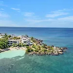 Santosha Whitehouse Jm - 10 Bedroom Villa W Private Beach