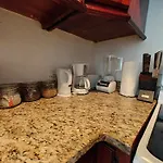 Cozy Apartment W/Ocean View, Pool & Beach Access