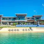 Happy Hour Villa Luxury Beachfront Retreat