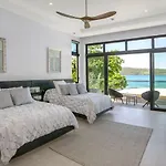 Happy Hour Villa Luxury Beachfront Retreat
