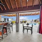 Hospitality Expert Bts 2 - Pool Beach & Chef