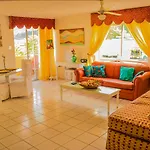 Beach Shore Suite At Turtle Towers