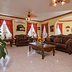 Copperwood Luxury Oceanfront Villa With Pool