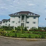 Fern Court Apartment With Oceanic View III
