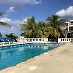 Cariblue Hotel&Scuba Resort