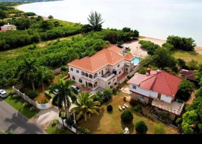 Indigo Beach Villa