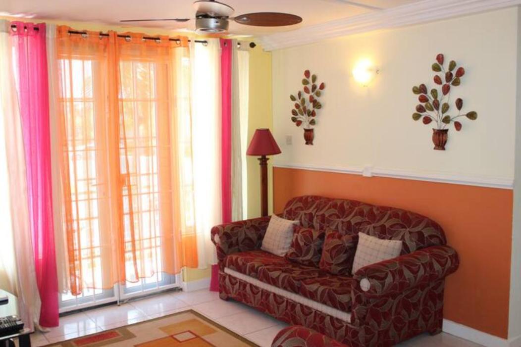 Seacastles By The Beach/pool Apartahotel Montego Bay