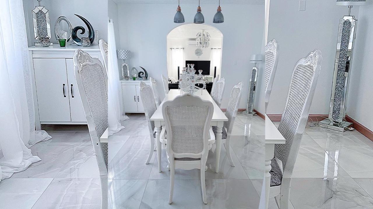 Attalia Villa *