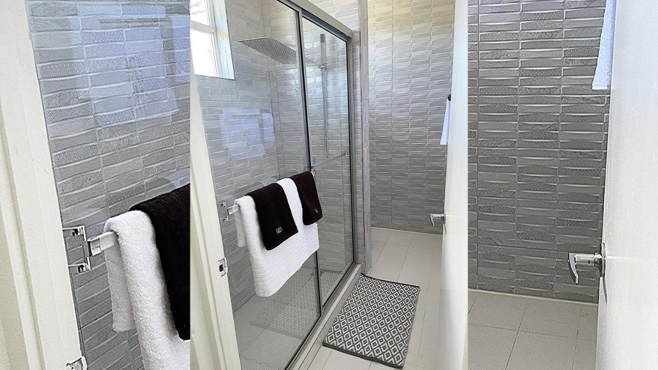 Attalia Villa Runaway Bay