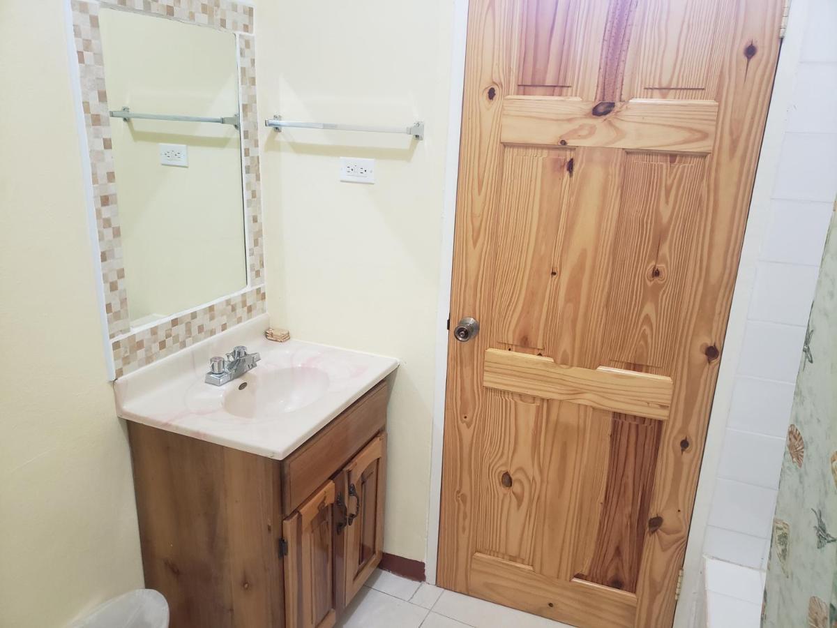 Bed & Breakfast Sea Shell Palms,