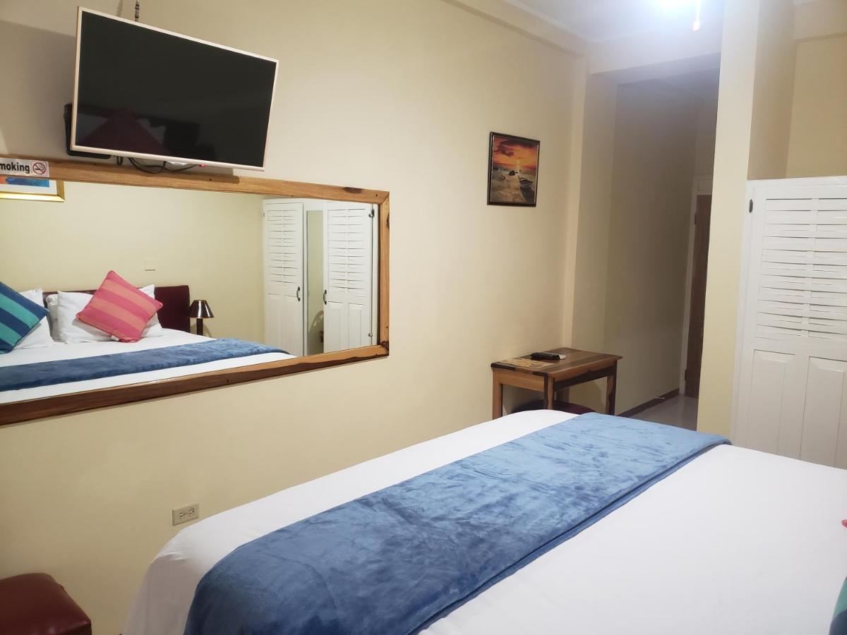 Sea Shell Palms, Bed & Breakfast